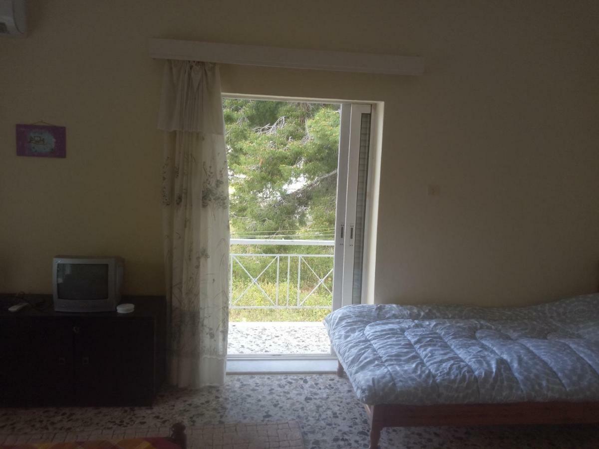 Vangelis House Near Athens Airport Artemida  Zewnętrze zdjęcie